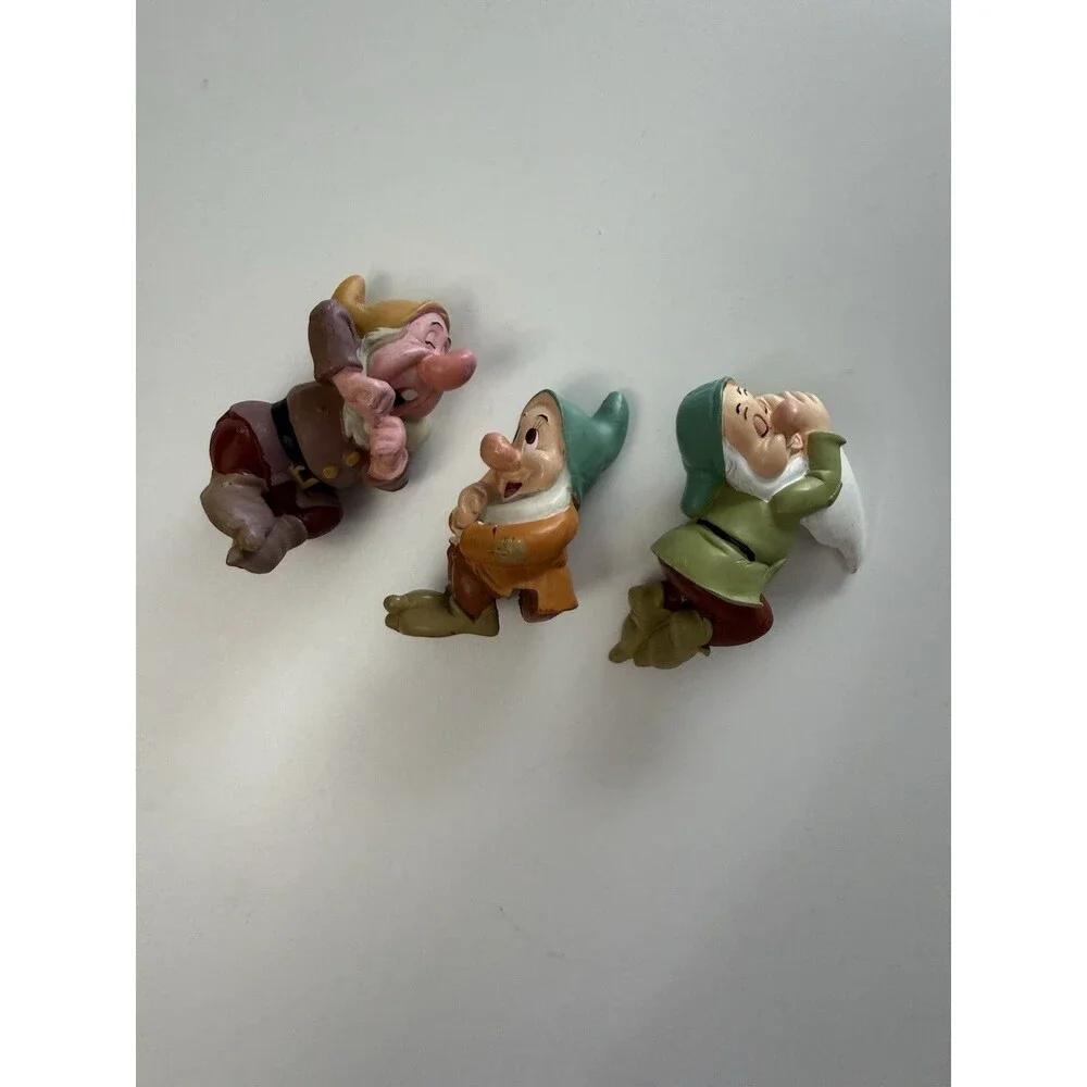 Disney Snow White Seven Dwarfs Sitter Resin Figurines Musicians Flower Pot Lot 3